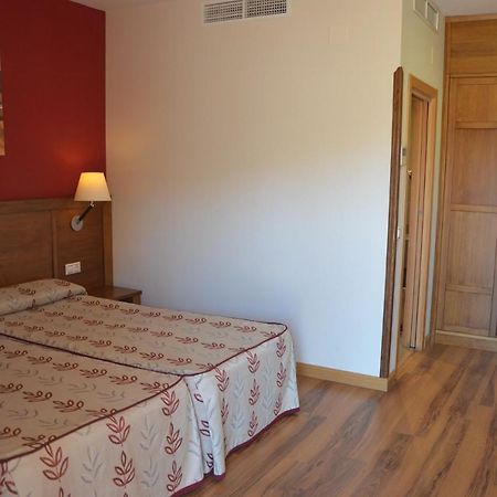 Hotel Milagros Rio Riaza Kültér fotó